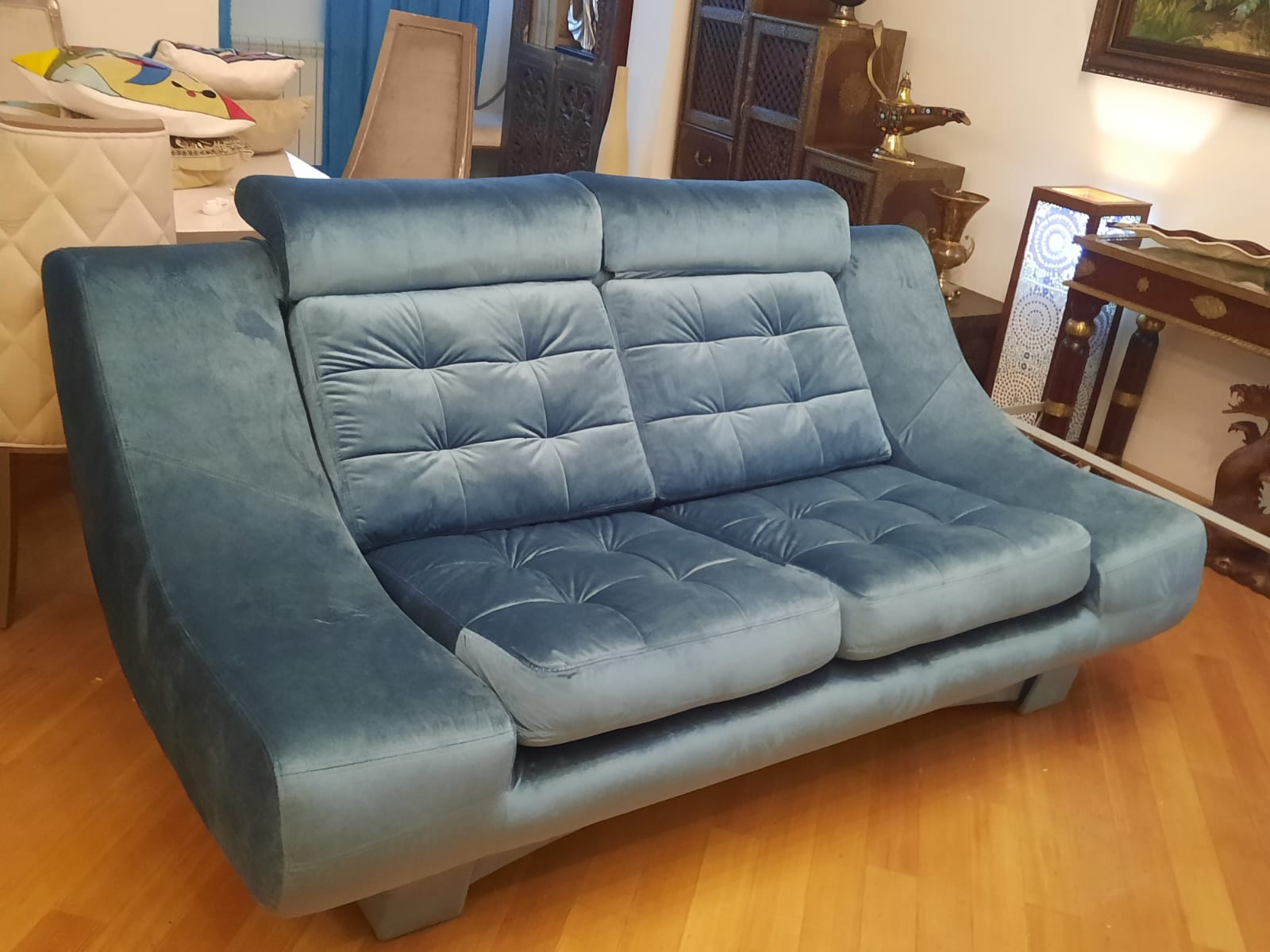 Обивка дивана на дому. Краснопресненская