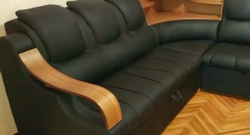 Перетяжка кожаного дивана. Краснопресненская